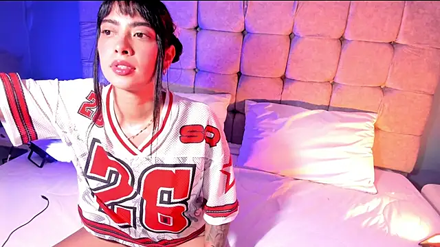 Blue Aura  online show from April 22, 2026, 7:53 pm