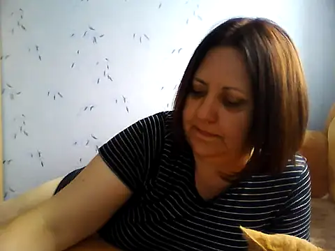 LockyCharm111 online show from July 21, 2026, 4:36 am
