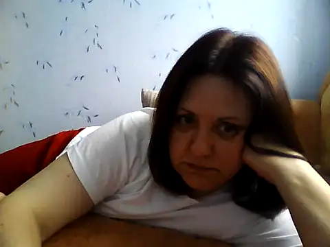 LockyCharm111 online show from June 12, 2026, 5:38 am
