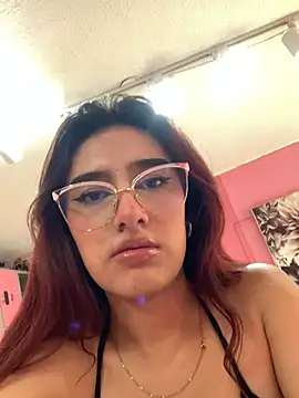 Snapshot of VelariaSoft chatting on March 21, 2026, 1:04 pm VelariaSoft online show from March 21, 2026, 1:04 pm