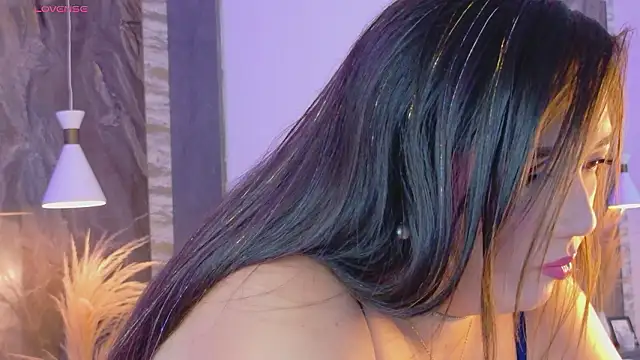 Hannah-Prada online show from March 18, 2026, 11:35 am