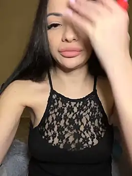 Layana Ro online show from February 20, 2026, 5:04 pm