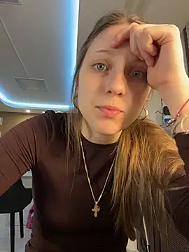 YourSweetArya online show from February 15, 2026, 1:43 pm