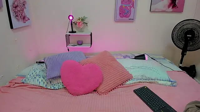 AnnyCotton online show from July 23, 2026, 7:21 pm