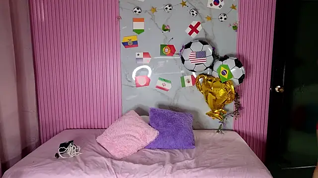 Sophie19   online show from July 8, 2026, 11:22 am