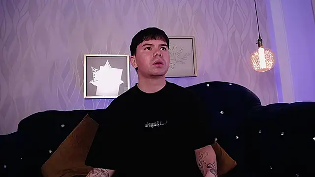 Snapshot of KaiStein chatting on February 20, 2026, 6:43 pm KaiStein online show from February 20, 2026, 6:43 pm