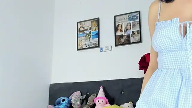 Snapshot of catalina_santana4 chatting on February 11, 2026, 6:13 am catalina santana4 online show from February 11, 2026, 6:13 am