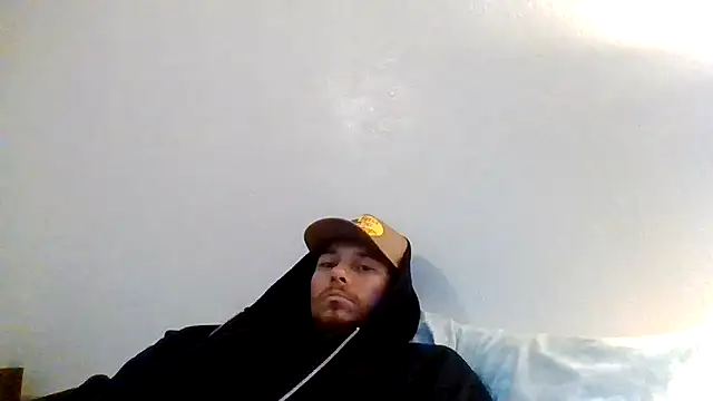 Tallhungandcloudy online show from February 13, 2026, 6:41 pm