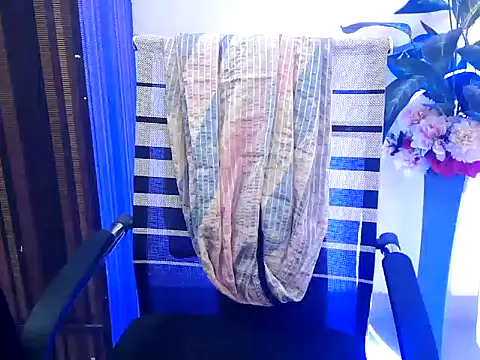 Snapshot of _chitranshi chatting on February 17, 2026, 5:49 am chitranshi online show from February 17, 2026, 5:49 am