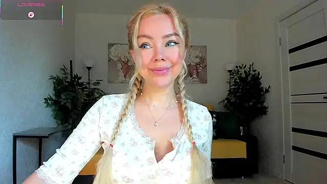 caty kiss online show from July 27, 2026, 4:30 am
