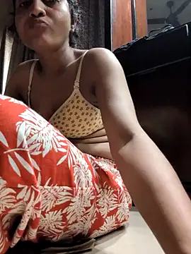 sexysilmy online show from March 5, 2026, 11:18 am