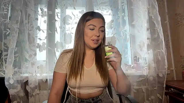 Snapshot of LeahSablea chatting on February 24, 2026, 12:06 pm LeahSablea online show from February 24, 2026, 12:06 pm