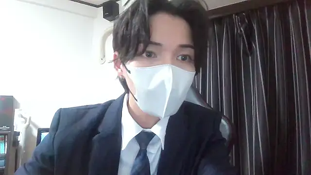 raitokun5555 online show from April 11, 2026, 1:04 pm