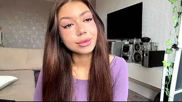 You Club Winx online show from April 5, 2026, 7:15 am