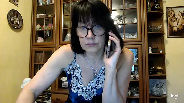 Snapshot of Vlastelina chatting on May 29, 2026, 3:29 pm Vlastelina online show from May 29, 2026, 3:29 pm