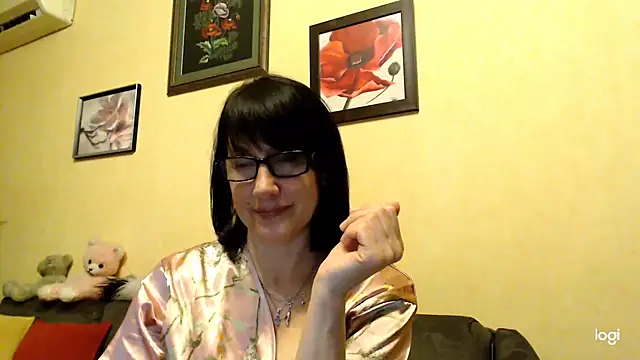 Snapshot of Vlastelina chatting on March 6, 2026, 6:47 pm Vlastelina online show from March 6, 2026, 6:47 pm