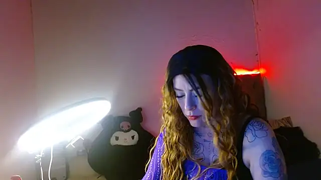 mia vantt online show from April 15, 2026, 8:53 pm