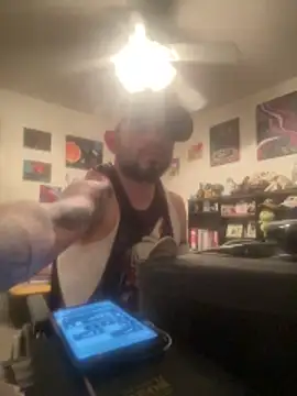 Snapshot of TheDaddio03 chatting on February 19, 2026, 4:09 am TheDaddio03 online show from February 19, 2026, 4:09 am