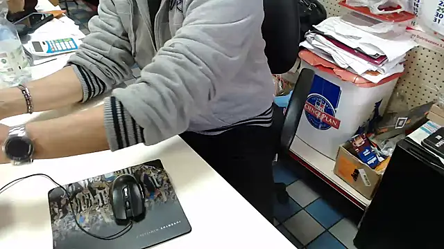 Snapshot of CpLauraMauro chatting on April 1, 2026, 3:20 pm CpLauraMauro online show from April 1, 2026, 3:20 pm