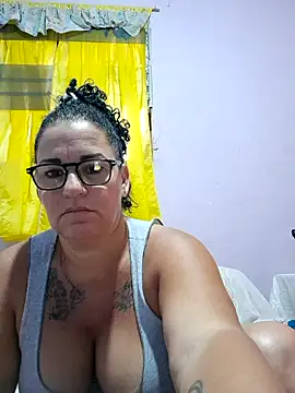 Snapshot of Monalinda-hot chatting on February 22, 2026, 11:01 am Monalinda-hot online show from February 22, 2026, 11:01 am