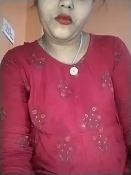Nency Love143 online show from April 22, 2026, 6:04 pm