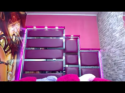 Snapshot of Maddy_cute18 chatting on February 20, 2026, 1:02 pm Maddy cute18 online show from February 20, 2026, 1:02 pm