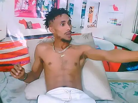 Snapshot of EroticPoison69 chatting on February 19, 2026, 6:16 pm EroticPoison69 online show from February 19, 2026, 6:16 pm