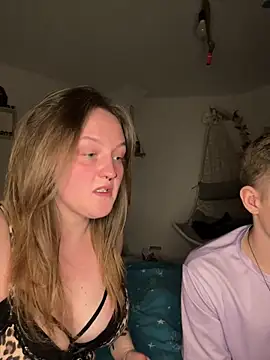 Snapshot of Maryjane-Spidermann chatting on February 24, 2026, 7:37 pm Maryjane-Spidermann online show from February 24, 2026, 7:37 pm