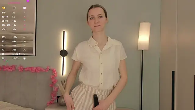 Snapshot of EclipseUrge chatting on March 1, 2026, 7:41 am EclipseUrge online show from March 1, 2026, 7:41 am