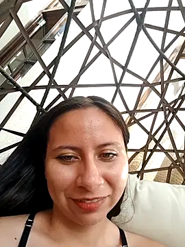 Snapshot of Mei_hells chatting on February 25, 2026, 9:03 pm Mei hells online show from February 25, 2026, 9:03 pm