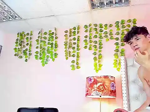 Snapshot of Philippsx chatting on February 22, 2026, 8:39 am Philippsx online show from February 22, 2026, 8:39 am