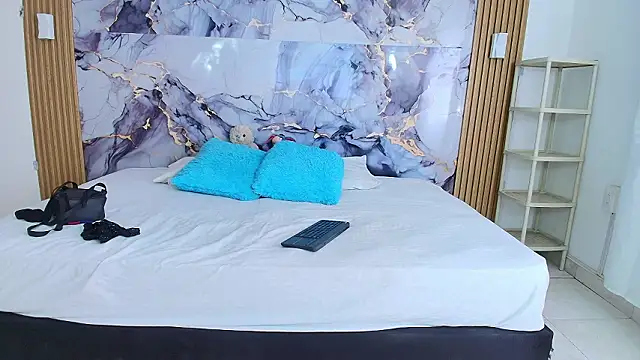 aixa 06 online show from March 27, 2026, 6:42 pm