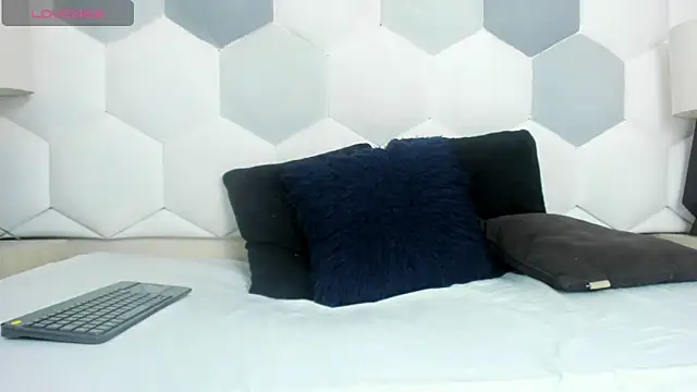 Snapshot of Davi_Ponce chatting on February 20, 2026, 8:00 pm Davi Ponce online show from February 20, 2026, 8:00 pm