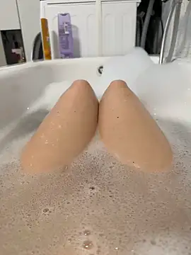 Ninimaus online show from April 3, 2026, 4:46 pm