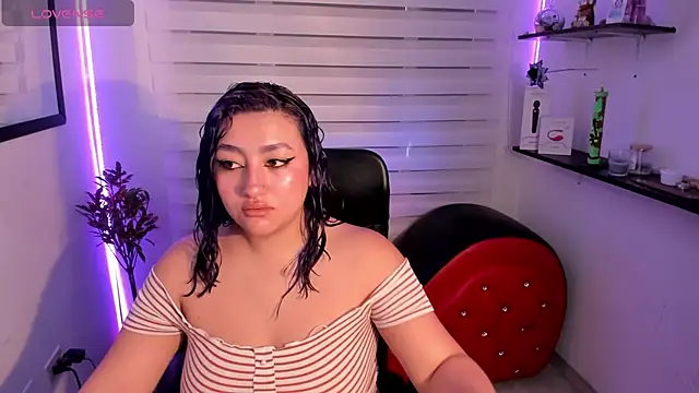 Emily Jonesh online show from May 28, 2026, 12:33 pm