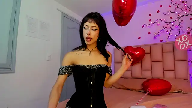 Snapshot of emma_cg chatting on February 14, 2026, 7:47 pm emma cg online show from February 14, 2026, 7:47 pm