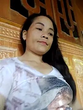 molly-xx online show from July 6, 2026, 6:53 am