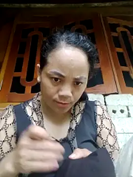 molly-xx online show from June 29, 2026, 9:27 am
