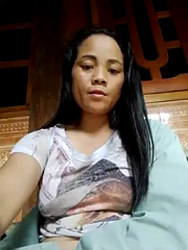 molly-xx online show from July 24, 2026, 8:21 am