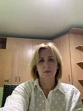 VeltaMur975 online show from February 24, 2026, 9:04 pm