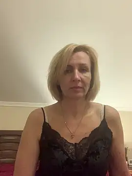 VeltaMur975 online show from February 20, 2026, 7:49 pm