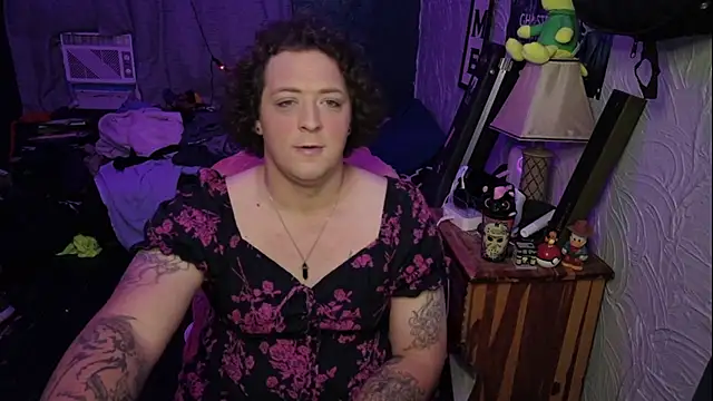 Abagail soft online show from April 28, 2026, 2:27 am