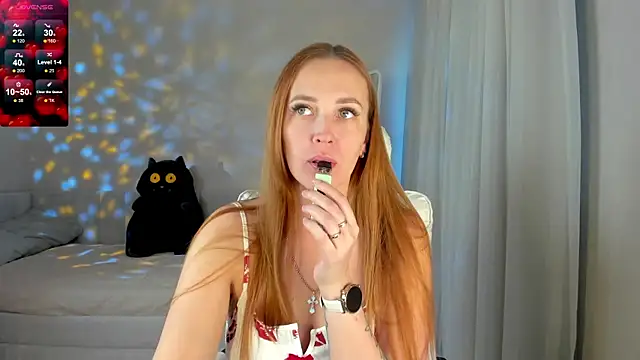 Snapshot of she_wolf chatting on June 3, 2026, 1:23 pm she wolf online show from June 3, 2026, 1:23 pm