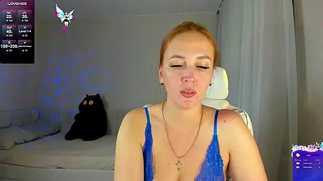 Snapshot of she_wolf chatting on July 6, 2026, 3:03 pm she wolf online show from July 6, 2026, 3:03 pm