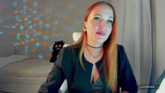 Snapshot of she_wolf chatting on April 13, 2026, 1:37 pm she wolf online show from April 13, 2026, 1:37 pm