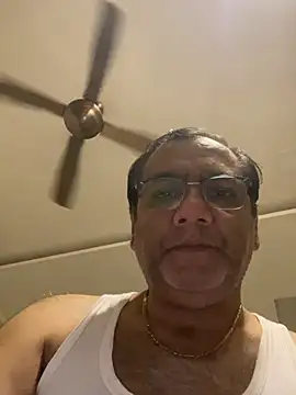 maleattention online show from July 8, 2026, 5:24 pm