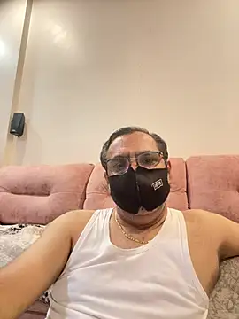 maleattention online show from April 30, 2026, 3:52 pm