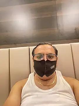 maleattention online show from May 6, 2026, 3:49 pm