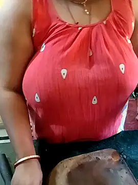 Snapshot of 02Roshni chatting on February 20, 2026, 9:44 am 02Roshni online show from February 20, 2026, 9:44 am