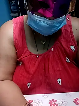 Snapshot of 02Roshni chatting on February 26, 2026, 7:36 pm 02Roshni online show from February 26, 2026, 7:36 pm